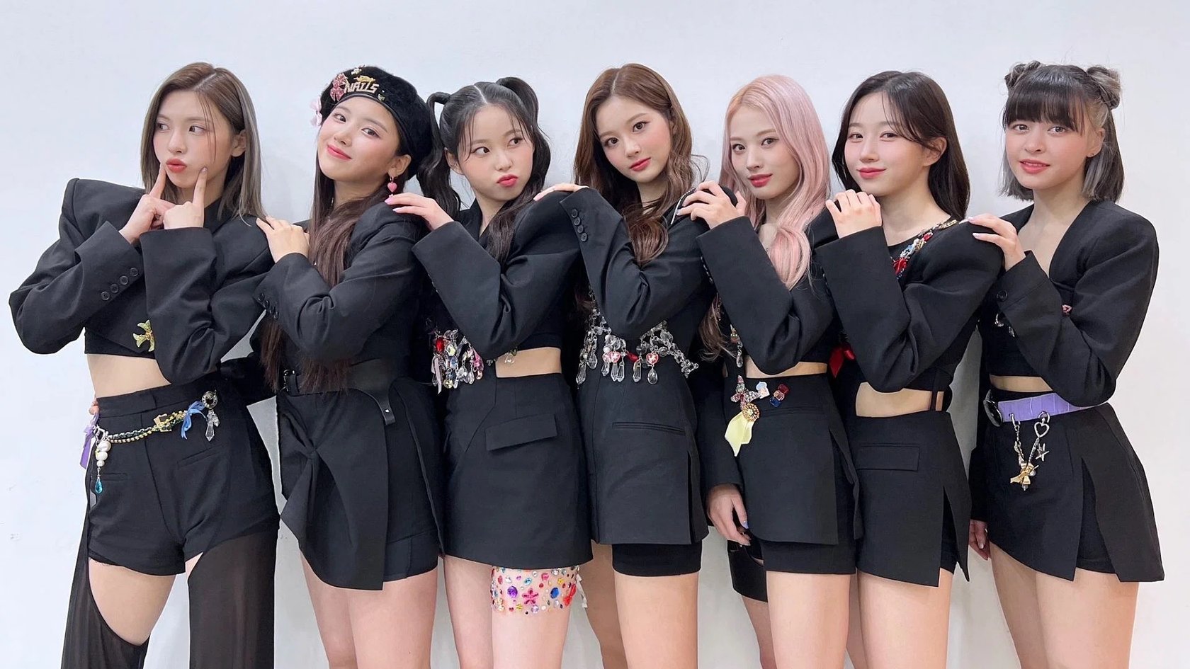 Top 15 K-pop Girl Groups in 2024